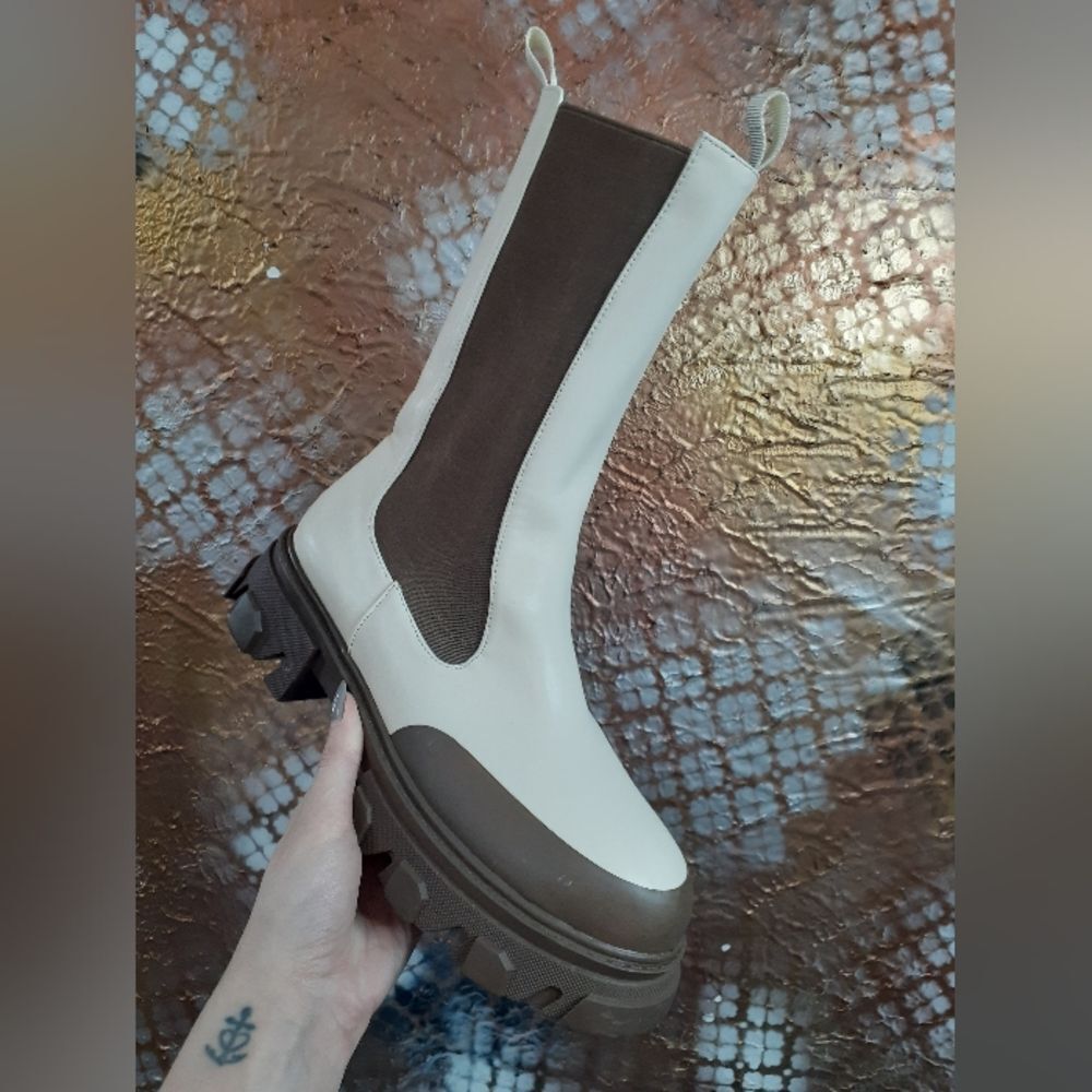 NWT Public Desire Lug Sole Boots - Picture 11 of 16